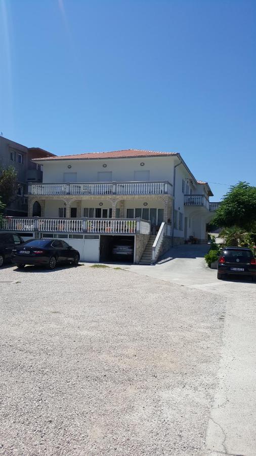 Bed and Breakfast Anka Bunic Rab Town Exterior foto